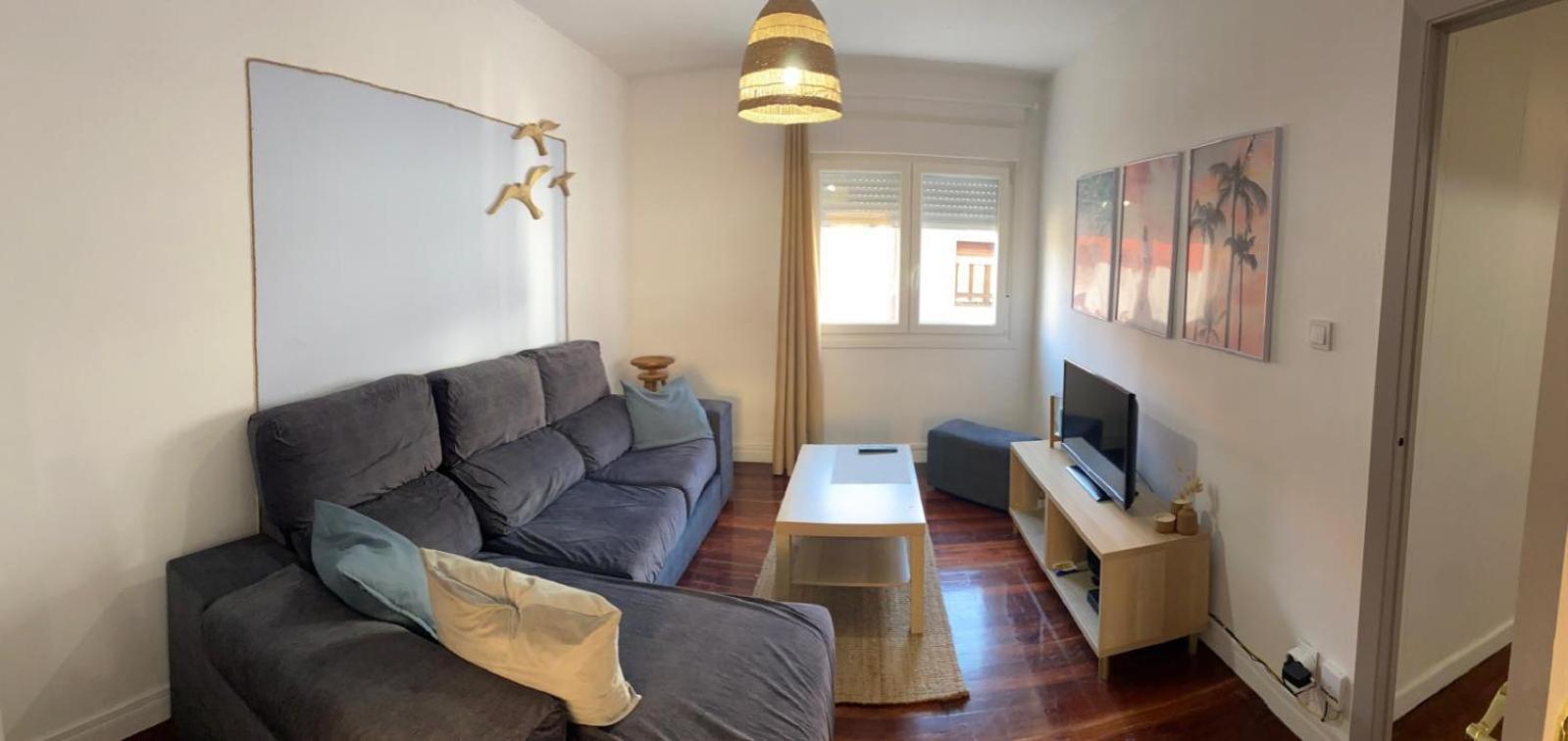 Appartement Avec Terrasse Santona Exterior photo